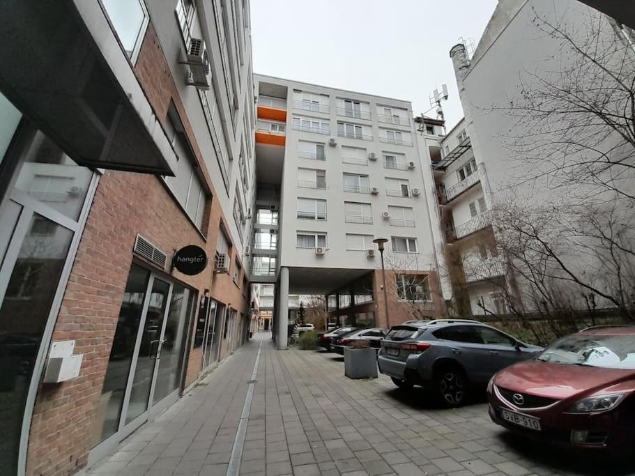 Lovely Apartment In City Centre For 4 Guests Budapest Ngoại thất bức ảnh